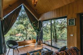 Images (24) Images 24